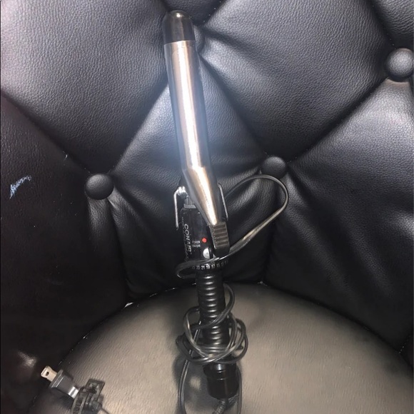 CONAIR CURLING IRON - Picture 2 of 3